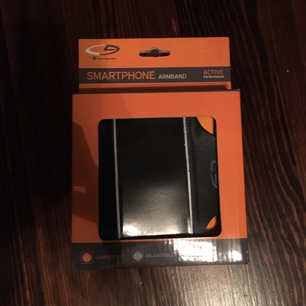NWOT SmartPhone (iPhone) Arm Band